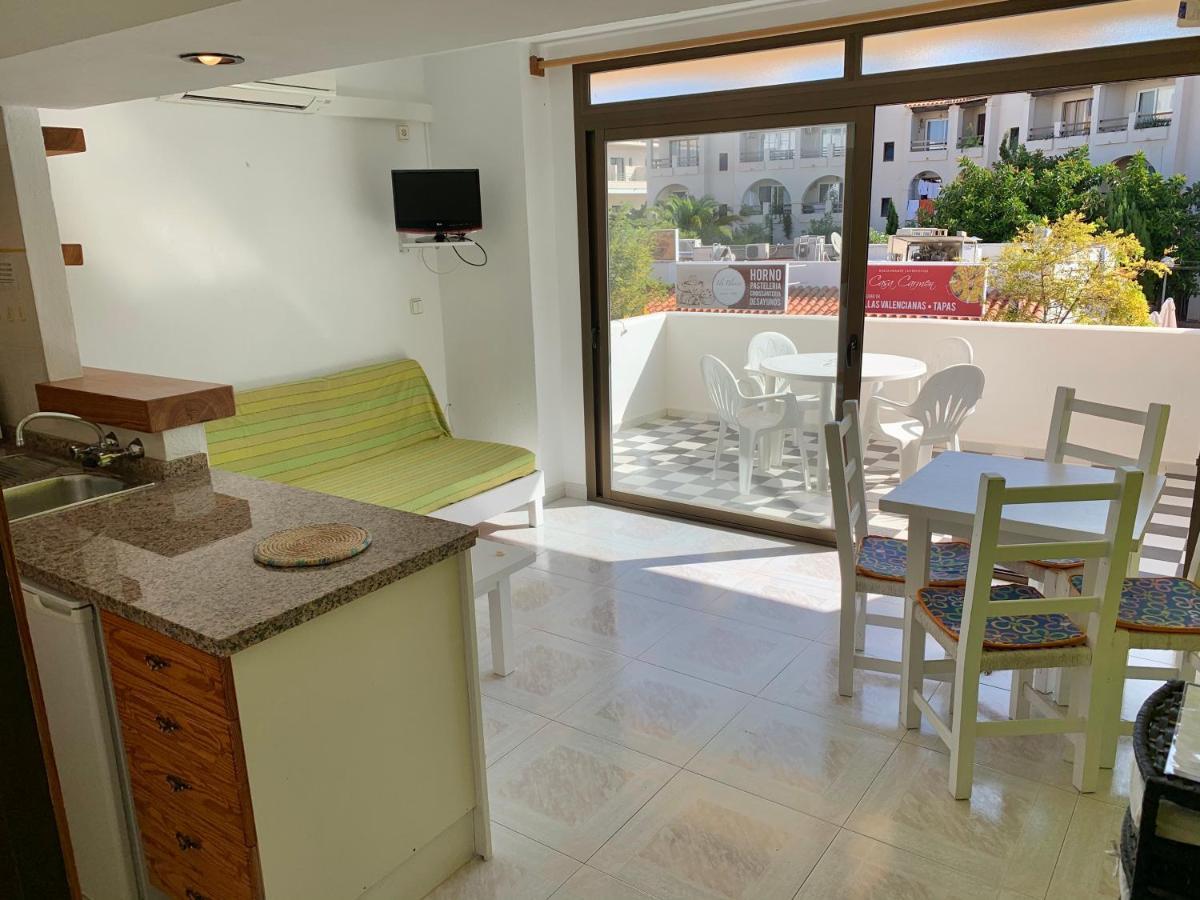 Apartamentos Miranda Es Pujols Dış mekan fotoğraf