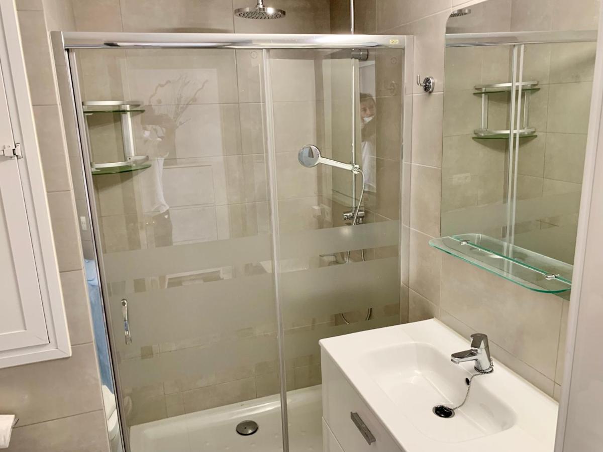 Apartamentos Miranda Es Pujols Dış mekan fotoğraf