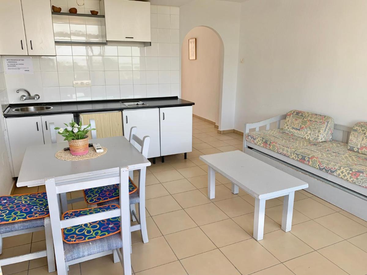 Apartamentos Miranda Es Pujols Dış mekan fotoğraf